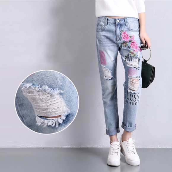 womens jeans with flower embroidery - Picture 5 of 8